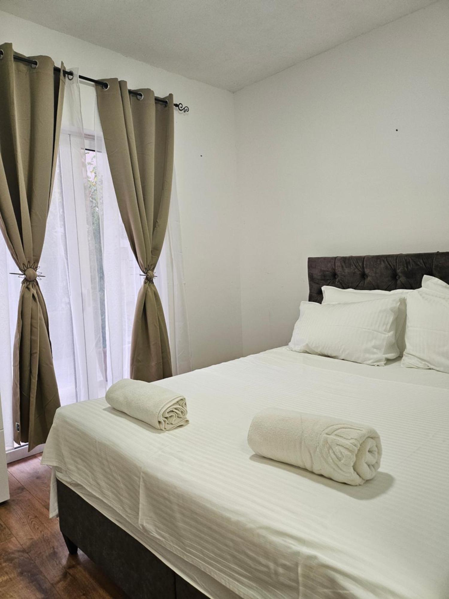Апартаменти Spa Apartments Tivat Тиват